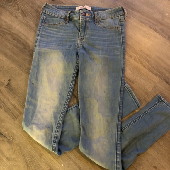 💥Hollister Jeans - Picture 3 of 6